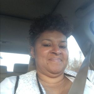 Meet your Posher, Debra